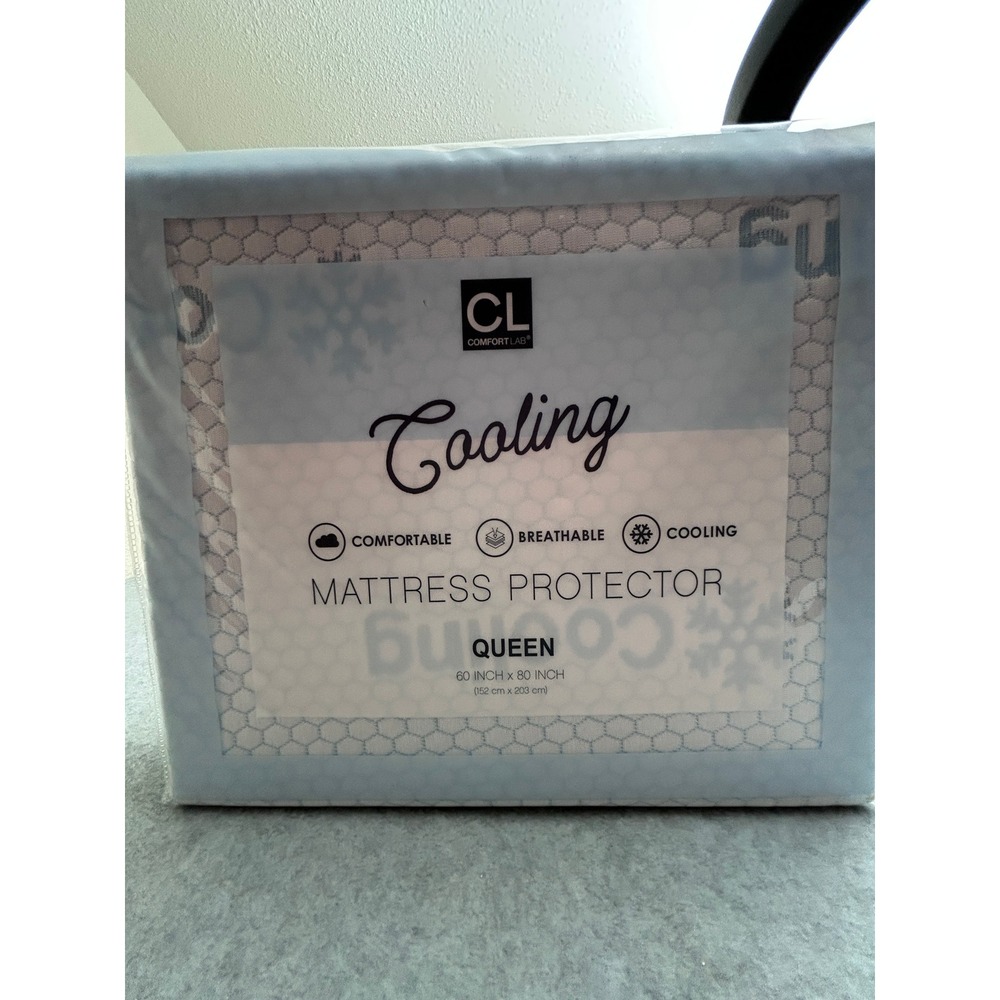 Comfort Lab Cooling Mattress Protector Queen Size 60 x 80 Breathable White Blue